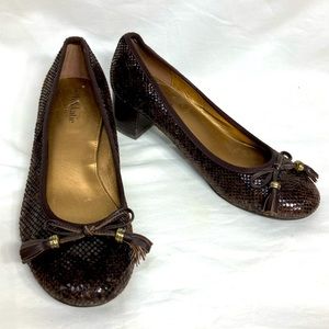 Kelly & Katie Brown Snakeskin Flats, size 8.5